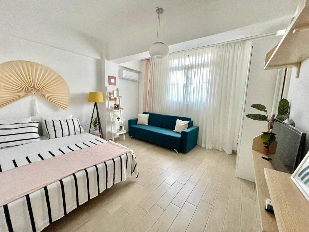 Lola'S Apartment Durrës Buitenkant foto